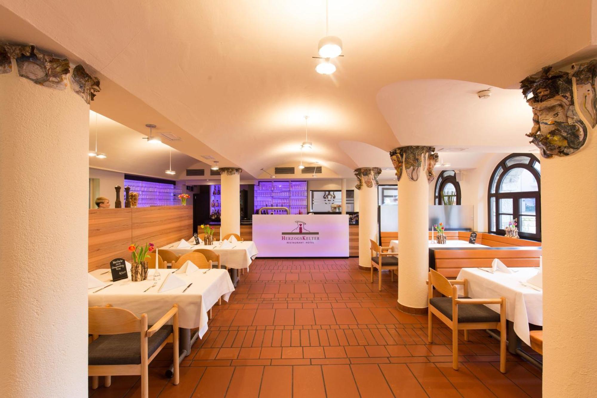 Herzogskelter Restaurant Hotel Güglingen Εξωτερικό φωτογραφία